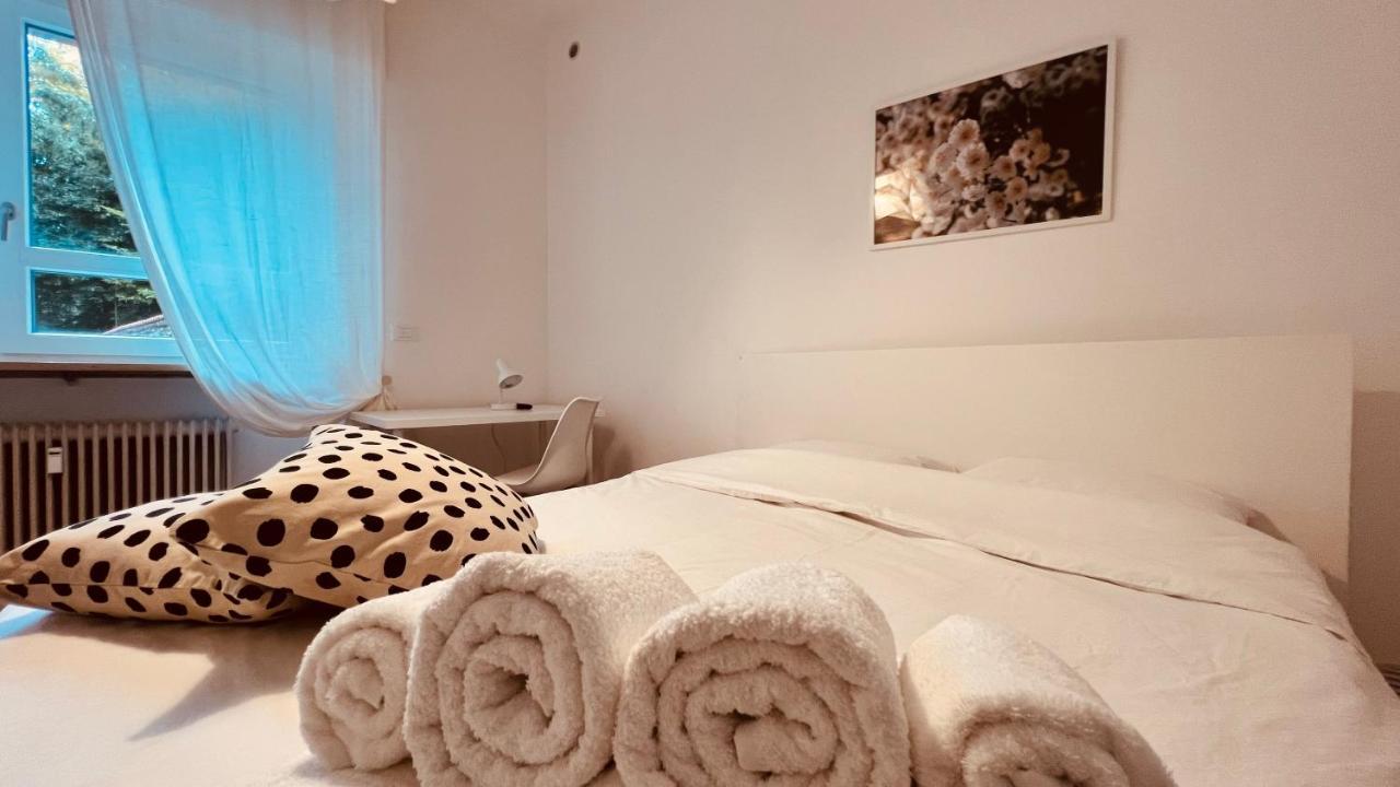 White House Lounge Supreme Apartment Udine Bagian luar foto