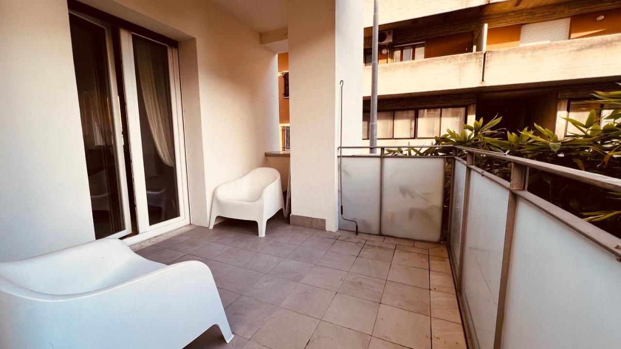 White House Lounge Supreme Apartment Udine Bagian luar foto