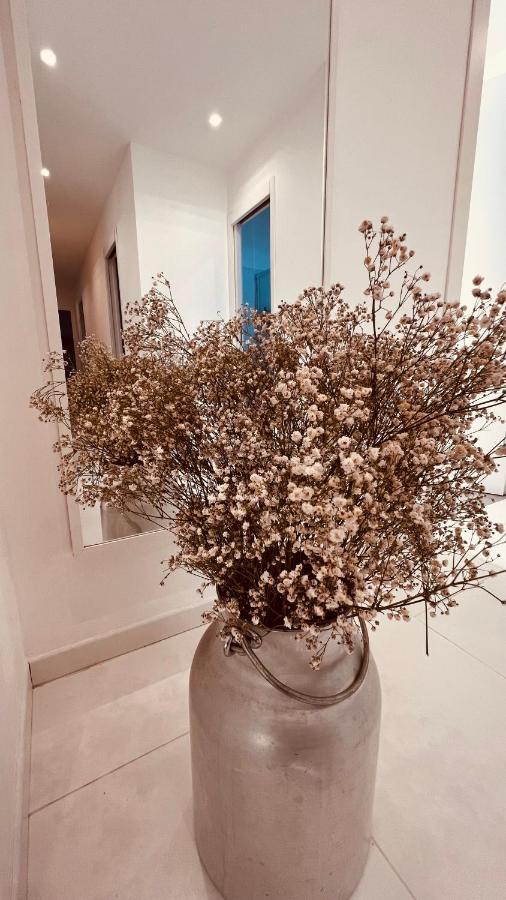 White House Lounge Supreme Apartment Udine Bagian luar foto