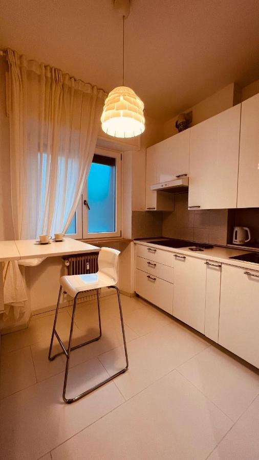 White House Lounge Supreme Apartment Udine Bagian luar foto